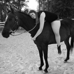 Meet your Posher, Isabella